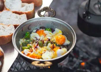 Les 10 meilleurs repas sur le feu à faire en camping