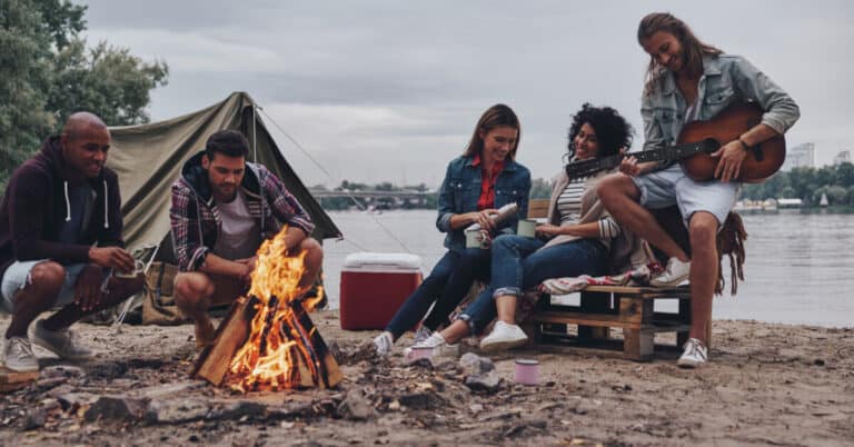chansons de feu de camp chanter sous les etoiles cover image